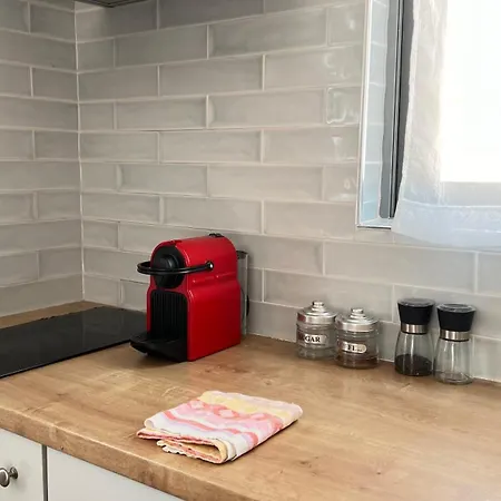 Mediterranean Ratzakli Radzaklí